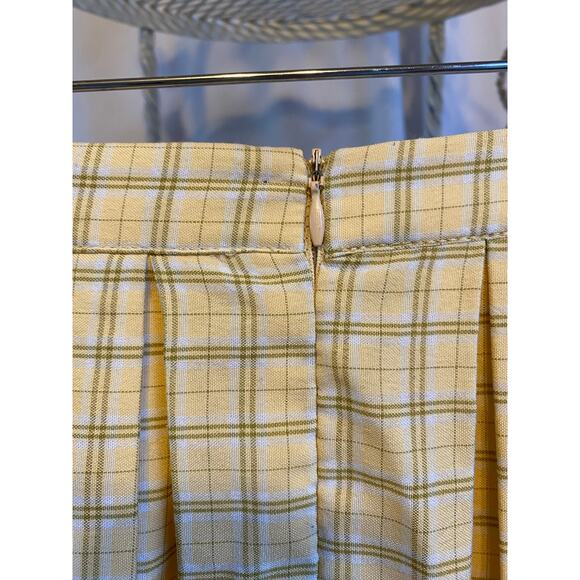 Cali 1850 Skirt Pleated Plaid Tan and Yellow Side Zip Lined Polyester Size Med - Picture 4 of 7